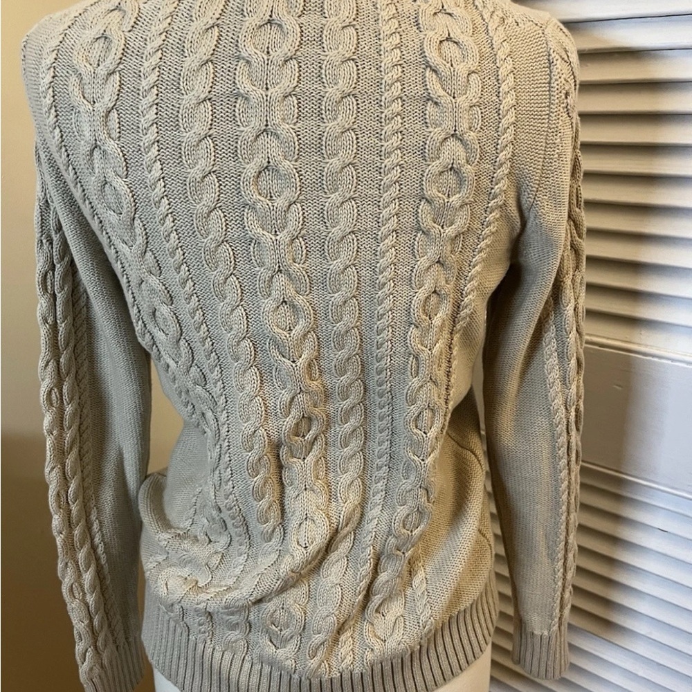 L.L. Bean Women's Cable Knit long sleeve Sweater - beige/tan EUC. Size medium - Picture 4 of 6